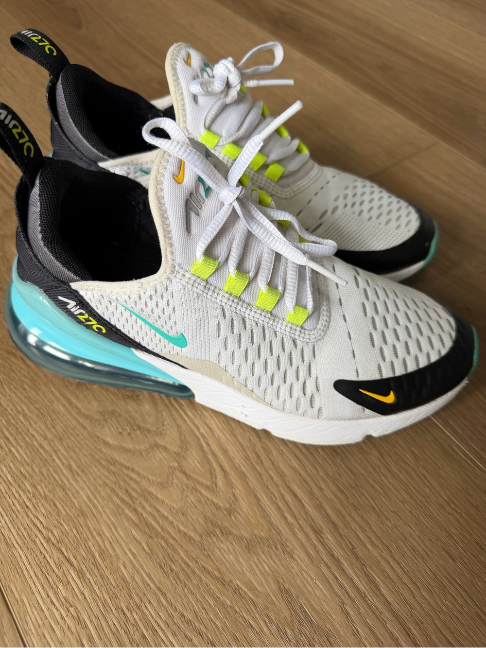 Nike Air Max 270 GS White Hyper Jade Teal Volt DJ4604-100 Size 5.5Y / Women’s 7